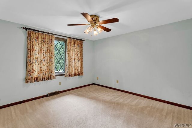 4700 Pine Manor, Clarence, NY 14031