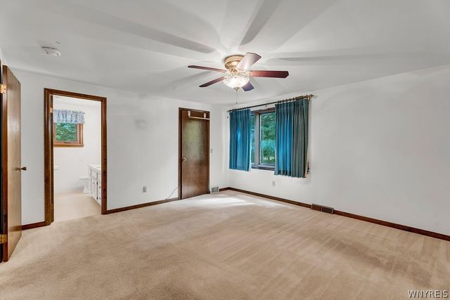 4700 Pine Manor, Clarence, NY 14031