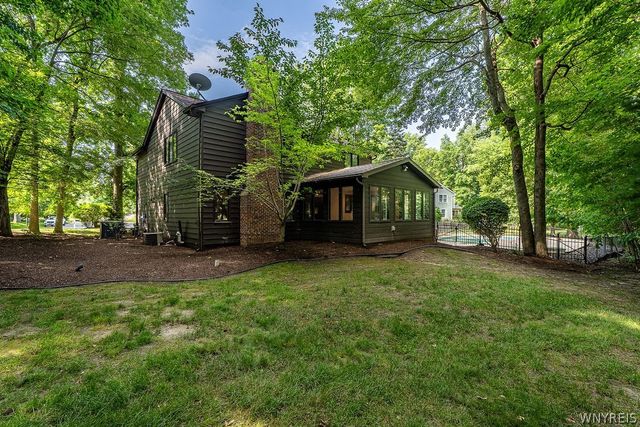 4700 Pine Manor, Clarence, NY 14031