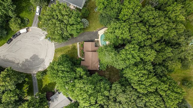 4700 Pine Manor, Clarence, NY 14031