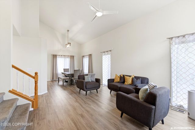 11027 Kaskanak Drive, Eagle River, AK 99577