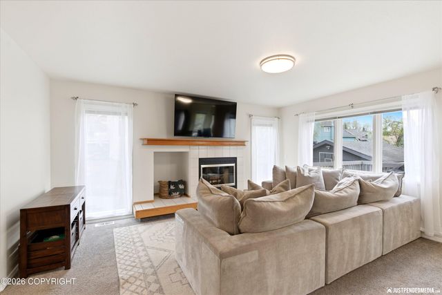 11027 Kaskanak Drive, Eagle River, AK 99577