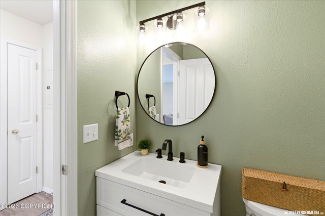 11027 Kaskanak Drive, Eagle River, AK 99577