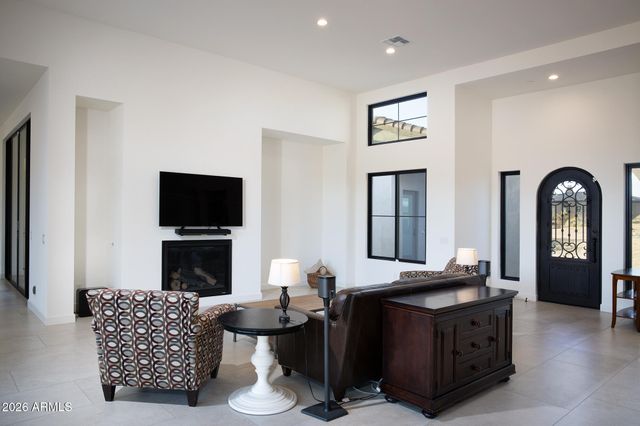 11969 E DESERT WILLOW Drive, Scottsdale, AZ 85255