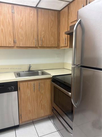 5981 Washington St 215, Hollywood, FL 33023