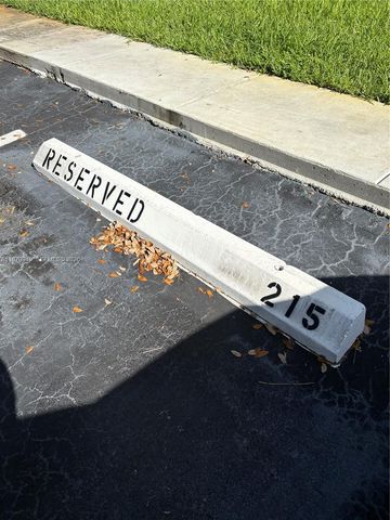 5981 Washington St 215, Hollywood, FL 33023