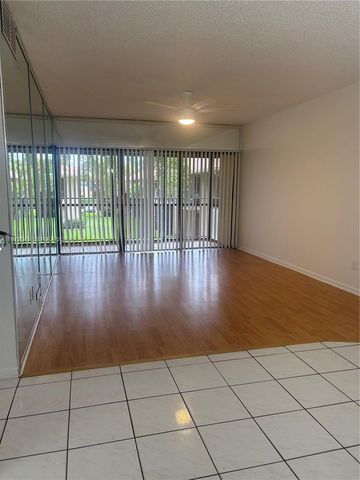 5981 Washington St 215, Hollywood, FL 33023