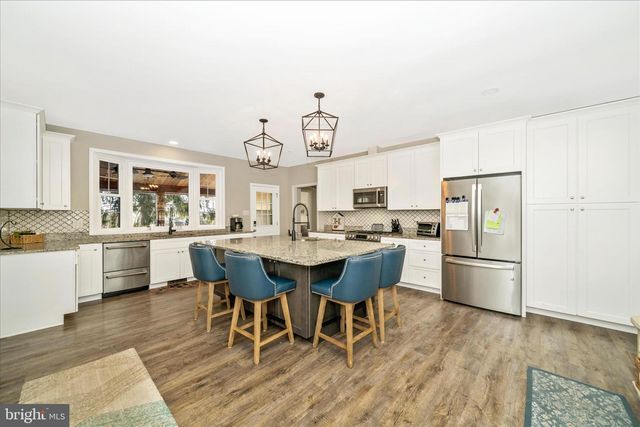 8730 MAPLEVILLE, Mount Airy, MD 21771