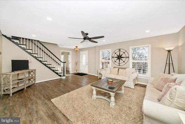 8730 MAPLEVILLE, Mount Airy, MD 21771