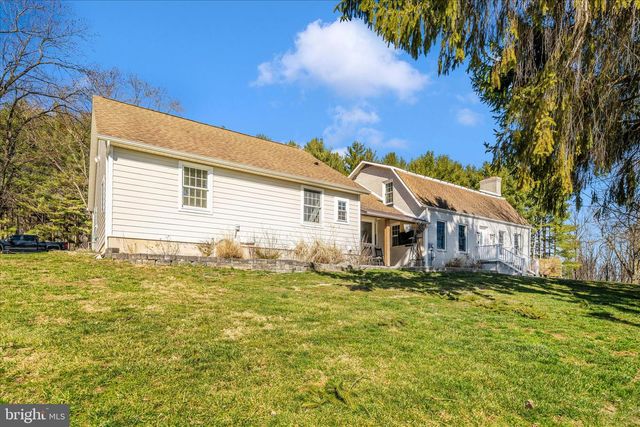 8730 MAPLEVILLE, Mount Airy, MD 21771