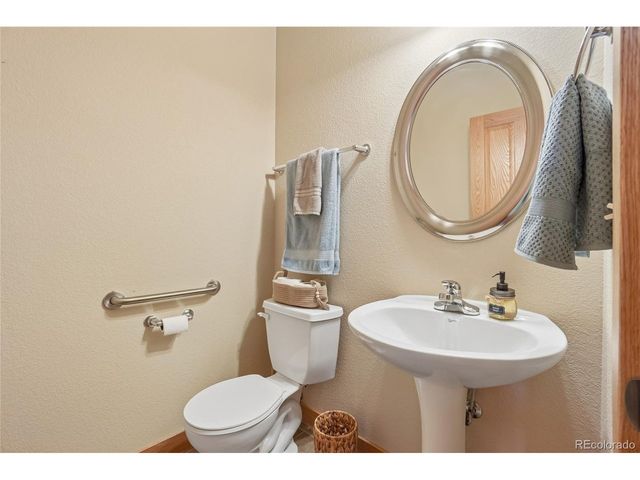 2219 72nd Ave, Greeley, CO 80634