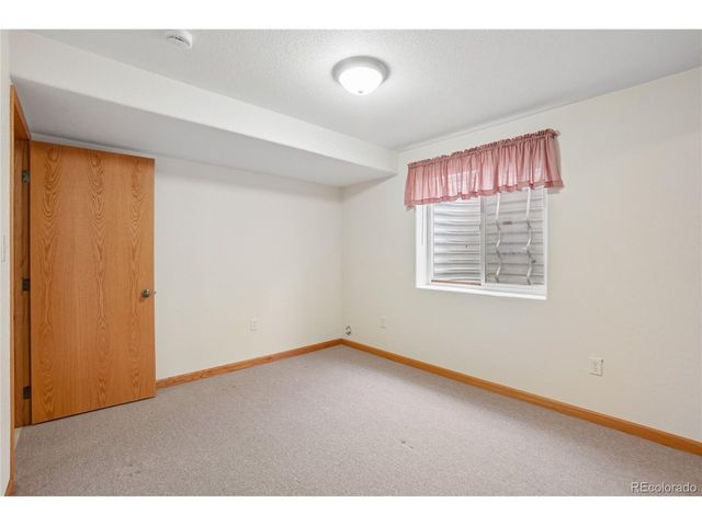 2219 72nd Ave, Greeley, CO 80634