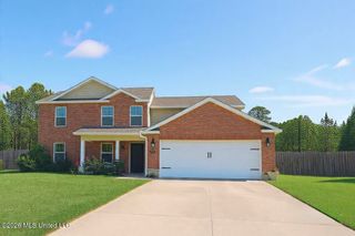 65 Whisperwood Lane, Ocean Springs, MS 39564
