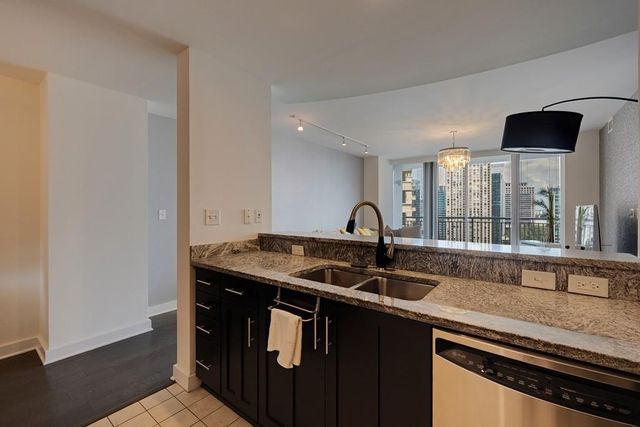 3338 Peachtree Road NE 1807, Atlanta, GA 30326