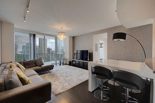 3338 Peachtree Road NE 1807, Atlanta, GA 30326