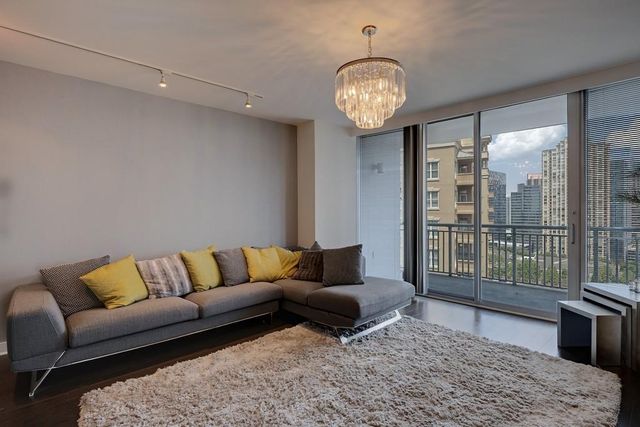 3338 Peachtree Road NE 1807, Atlanta, GA 30326