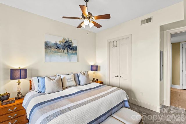 4620 Piedmont Row Drive 614, Charlotte, NC 28210