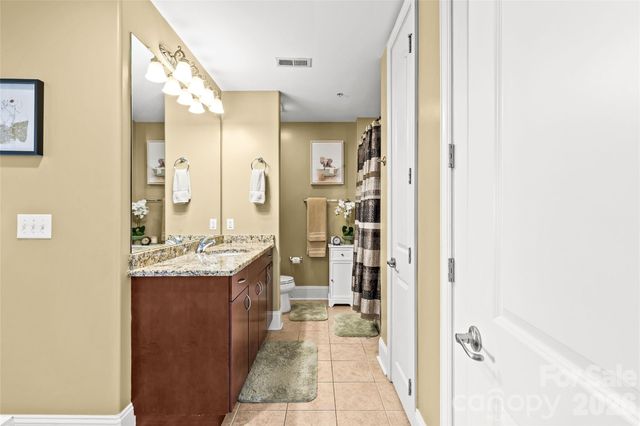 4620 Piedmont Row Drive 614, Charlotte, NC 28210
