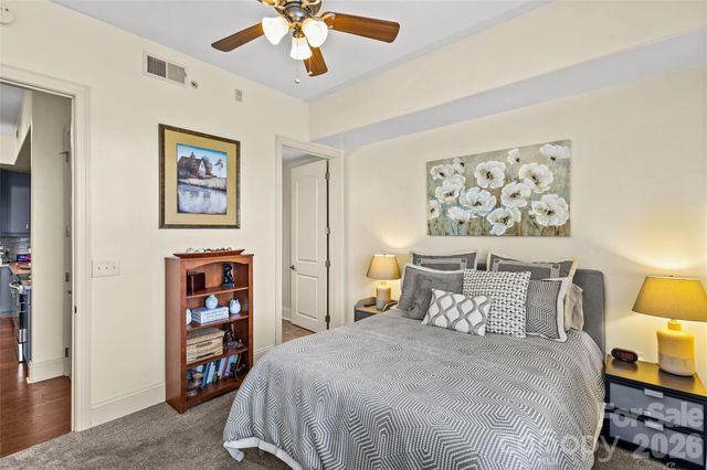 4620 Piedmont Row Drive 614, Charlotte, NC 28210