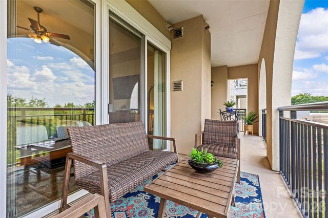 4620 Piedmont Row Drive 614, Charlotte, NC 28210