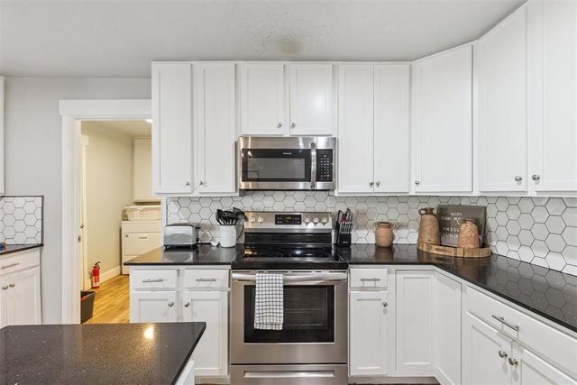 208 Country Club Terrace, Midwest City, OK 73110