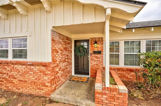 208 Country Club Terrace, Midwest City, OK 73110