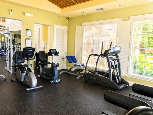 117 Yacht Club Way 307, Hypoluxo, FL 33462