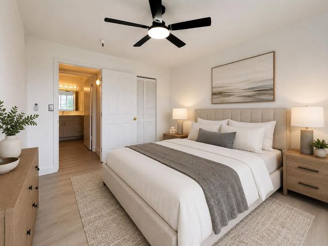 117 Yacht Club Way 307, Hypoluxo, FL 33462