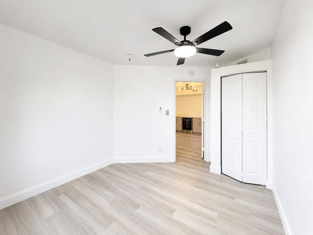 117 Yacht Club Way 307, Hypoluxo, FL 33462