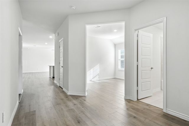 9812 Elk Falls Lane, Aubrey, TX 76227