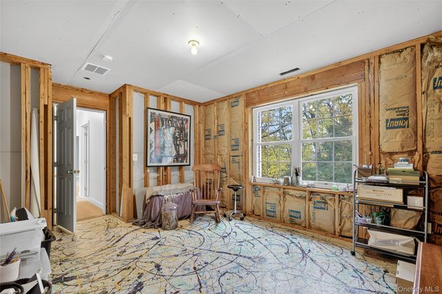 9 Exeter Circle, Beacon, NY 12508