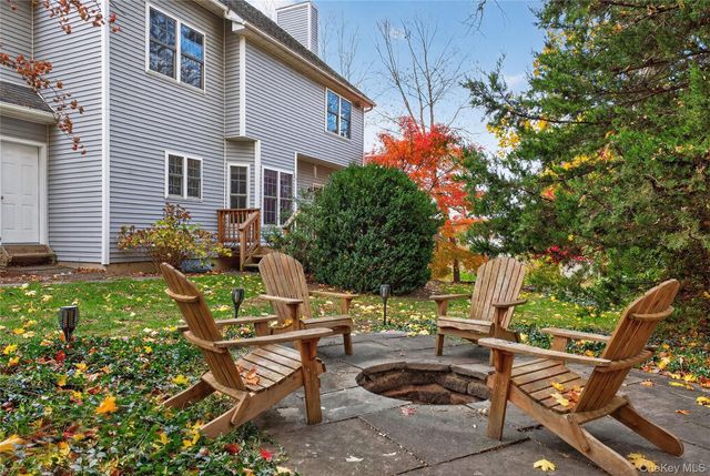 9 Exeter Circle, Beacon, NY 12508