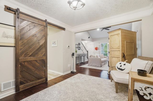 55 Timber Oak Court, Powell, OH 43065