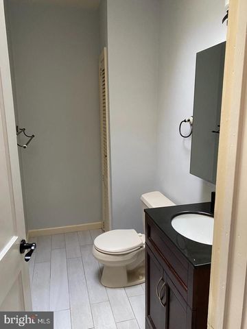 8 HARTRANFT AVE, Norristown, PA 19401