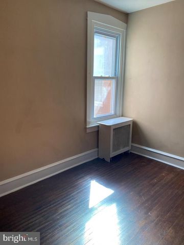 8 HARTRANFT AVE, Norristown, PA 19401