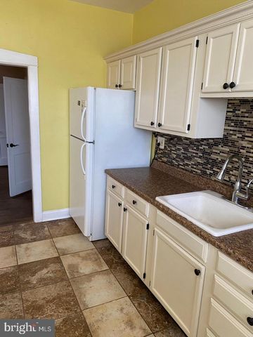8 HARTRANFT AVE, Norristown, PA 19401