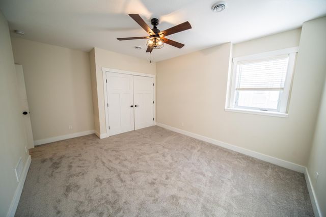 1017 Chester Ave SE, Rochester, MN 55904