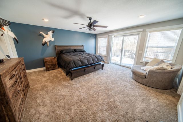 1017 Chester Ave SE, Rochester, MN 55904