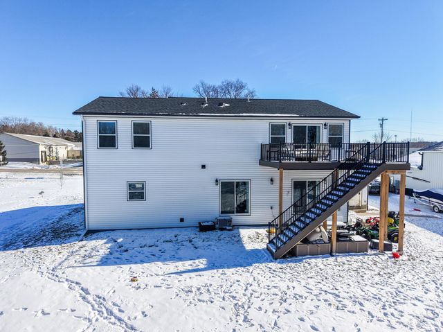 1017 Chester Ave SE, Rochester, MN 55904