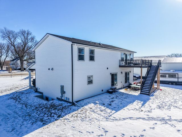 1017 Chester Ave SE, Rochester, MN 55904