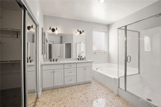 30840 Point Woods Court, Temecula, CA 92591