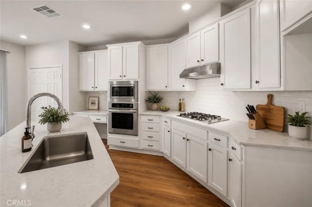 30840 Point Woods Court, Temecula, CA 92591