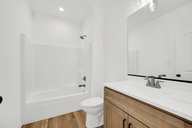 498 Magnolia Lane, Chesterton, IN 46304