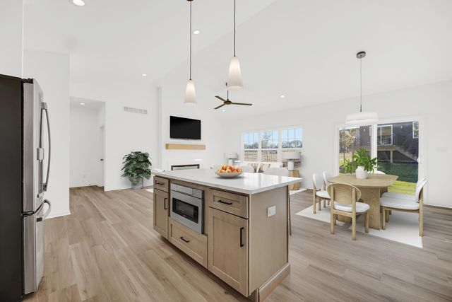 498 Magnolia Lane, Chesterton, IN 46304