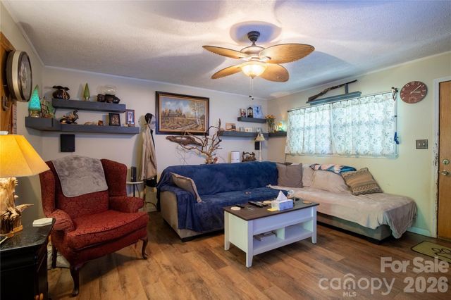 47 Johnson Drive, Marion, NC 28752