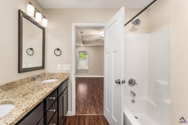 126 Jaybee Drive, Warner Robins, GA 31088