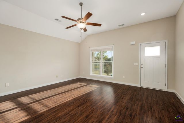 126 Jaybee Drive, Warner Robins, GA 31088