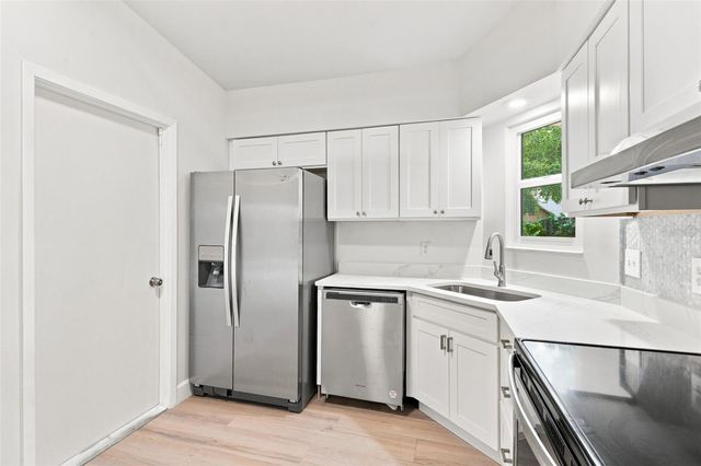 723 OAK MANOR CIRCLE, Orlando, FL 32825
