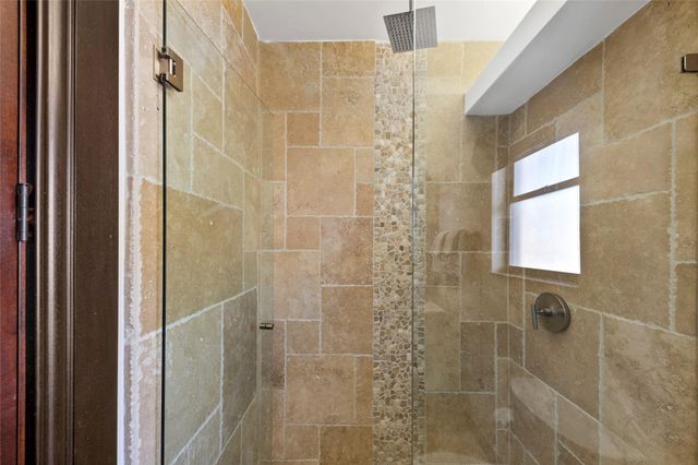 2430 Castilla Isle, Fort Lauderdale, FL 33301