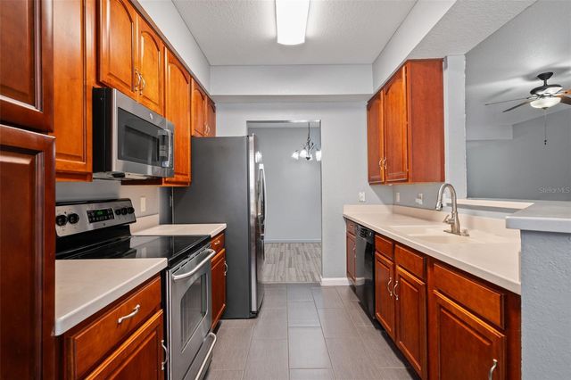 2595 METRO SEVILLA DRIVE 103, Orlando, FL 32835